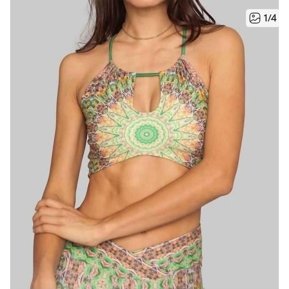 Wolven Green Multi Kaleidoscope Crop Halter Top - Picture 1 of 3